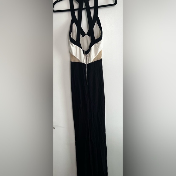 ABS Allen Schwartz ~ Black & White Jersey V Neck Cut-Out Formal Gown Maxi Dress - Picture 6 of 7